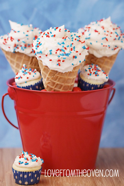 red-white-and-blue-cupcakes